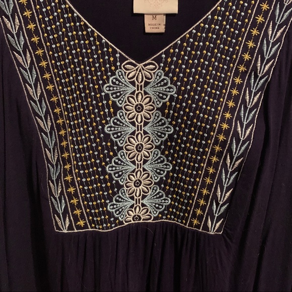 Knox Rose Embroidered Tank - Medium - Picture 3 of 5